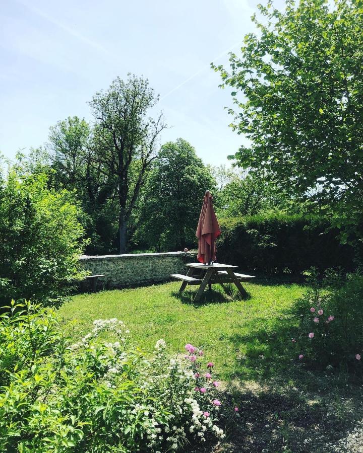 As Seen On A New Life In The Sun - Beautiful 3 Bedroom Cottage With Shared Pool Montboyer Exterior photo